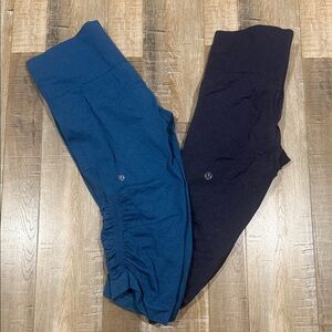 LULULEMON cropped leggings in excellent condition.  Sz 6 Blue and Black Leggings